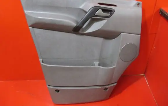 Mercedes-Benz Sprinter W906 Front door card panel trim