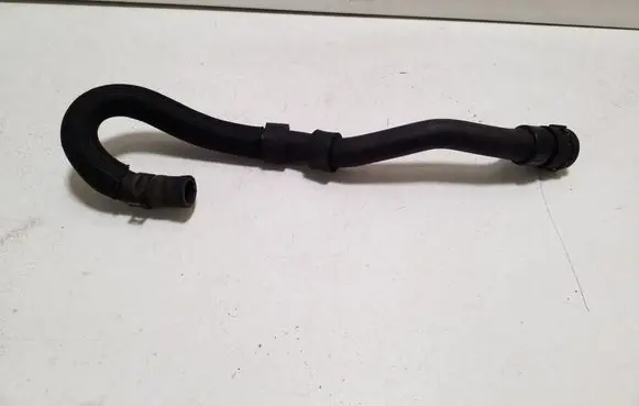 Land Rover Discovery Sport Engine coolant pipe/hose