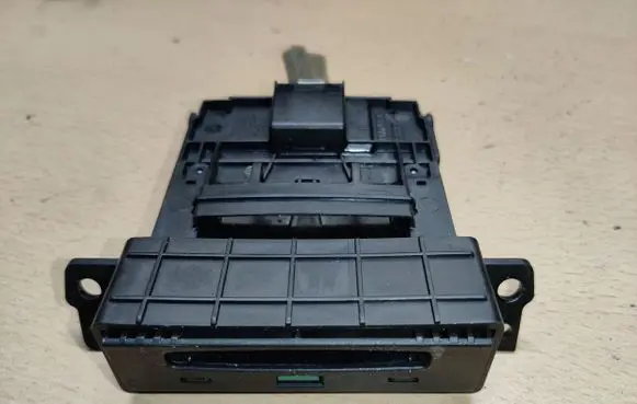 Renault Koleos I Ignition key card reader A2C53299319