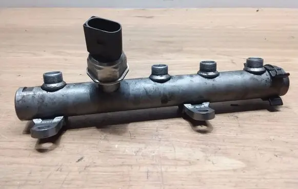 Audi A6 S6 C6 4F Fuel main line pipe 059130089AA 059130758E