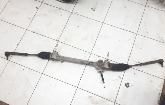 Toyota Yaris Steering rack F800000672