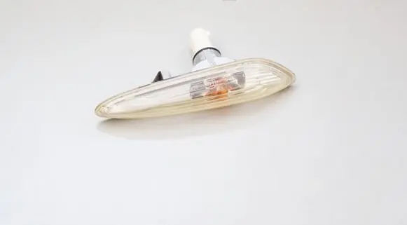 BMW X3 E83 Front fender indicator light