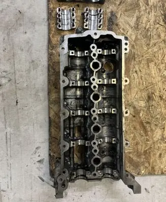 Land Rover Range Rover Velar Camshaft holder G4D36J011BB