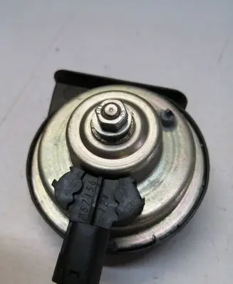 BMW 1 E81 E87 Horn signal A046522