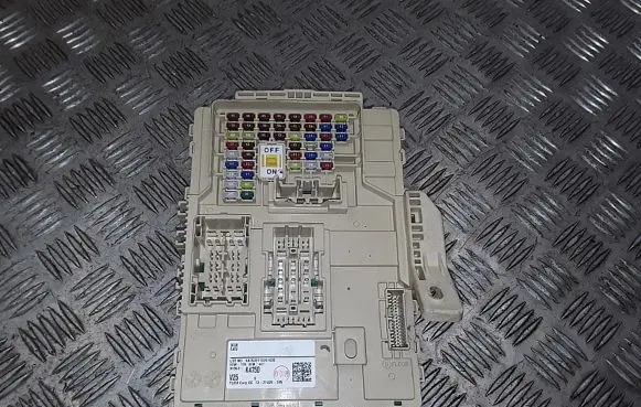 Hyundai Kona I Fuse module 91953K4750