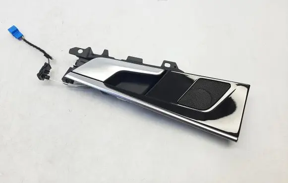 Rear door exterior handle