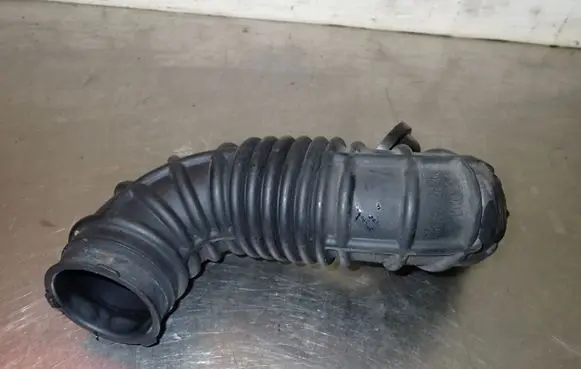 KIA Ceed Pneumatic air compressor intake pipe/hose 28138-2H200