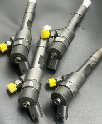 Audi A3 S3 8V Fuel injectors set 9445110469
