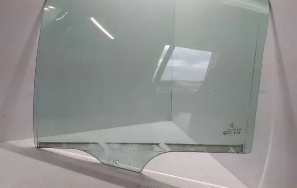 Peugeot 406 Rear door window glass
