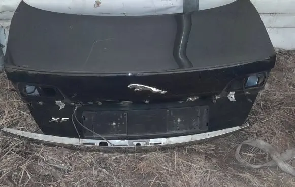 Jaguar XF Tailgate/trunk/boot lid