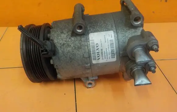 Volvo S60 Air conditioning (A/C) compressor (pump) 31332616