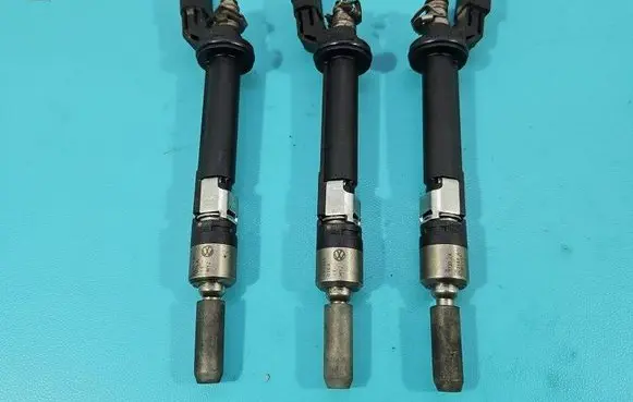 Fuel injector