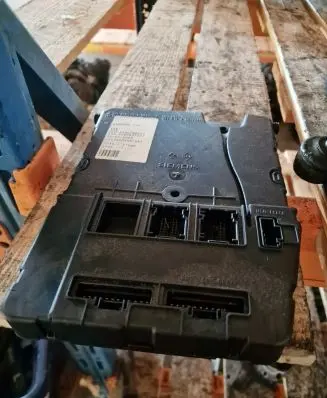 Renault Megane II Fuse module 8200780018