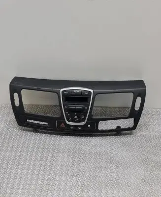 Renault Laguna III Climate control unit 275100002R A02000A8400001