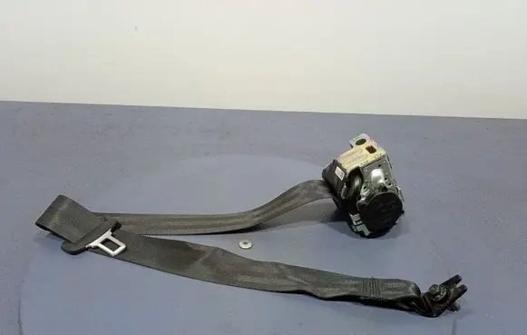 Volvo XC60 Front seatbelt 39838359