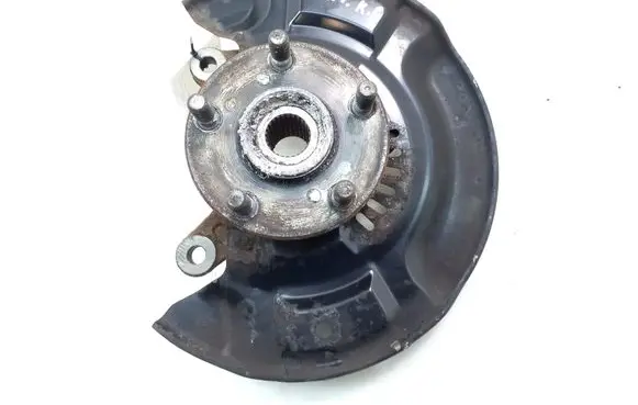 Toyota Urban Cruiser (XP110) Front wheel hub