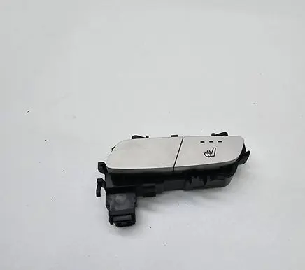 Mercedes-Benz E W213 Seat heating switch A2139050404 SW133101 13452758