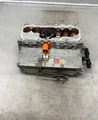 Volkswagen Golf VII Voltage converter inverter 5QE907070L