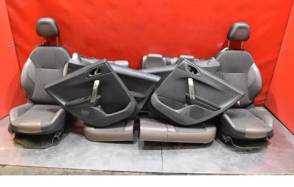 Seat set