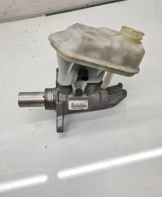 Dodge Durango III Master brake cylinder
