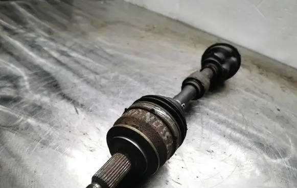 Mitsubishi Grandis Front driveshaft