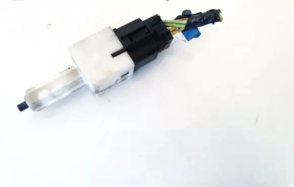 Honda CR-V Brake pedal sensor switch m28988