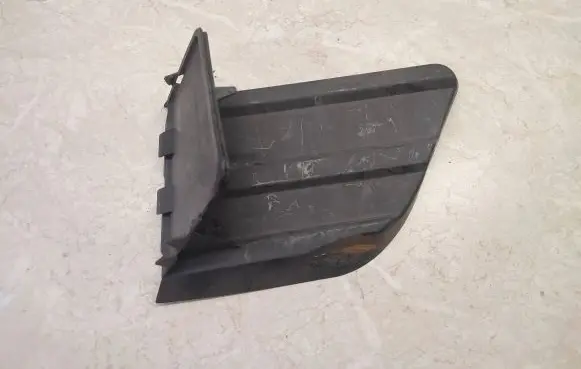 BMW X5 E70 Front bumper lower grill 7222875 51747222875