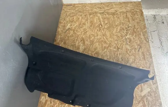 Toyota Avensis T270 Tailgate trim 6479105060