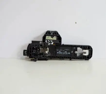 Mercedes-Benz C W204 Front door interior handle A2047602134