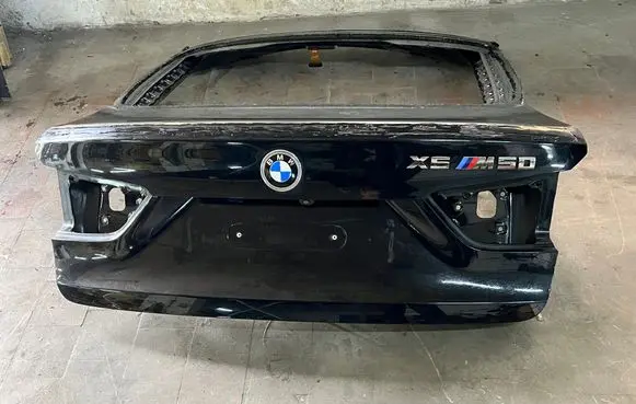Tailgate/trunk/boot lid