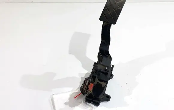 Skoda Rapid (NH) Accelerator throttle pedal 6C1721503D