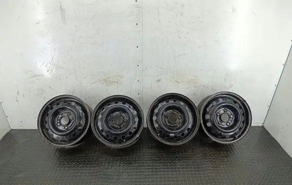 KIA Ceed R15 steel rim 