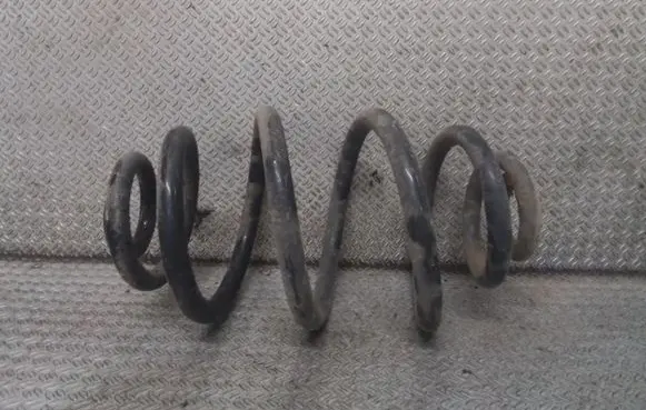 Audi A6 S6 C5 4B Rear coil spring