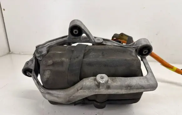 Tesla Model X Air conditioning (A/C) compressor (pump) 104244200M 103211600E