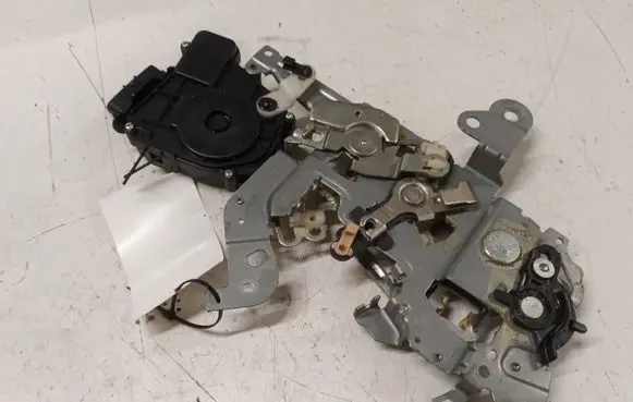 Mazda 5 Rear lock motor 
