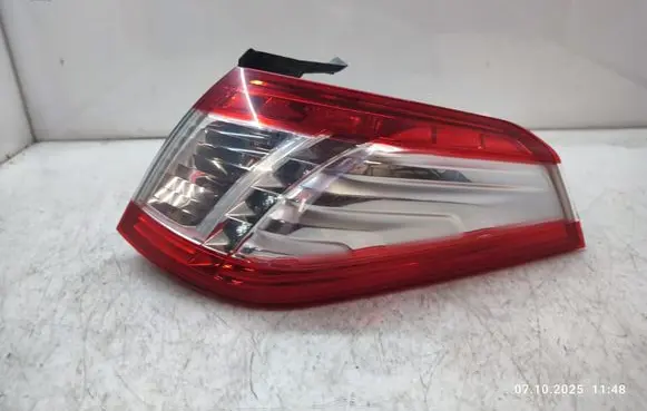 Peugeot 508 RXH Rear/tail lights 9686779680