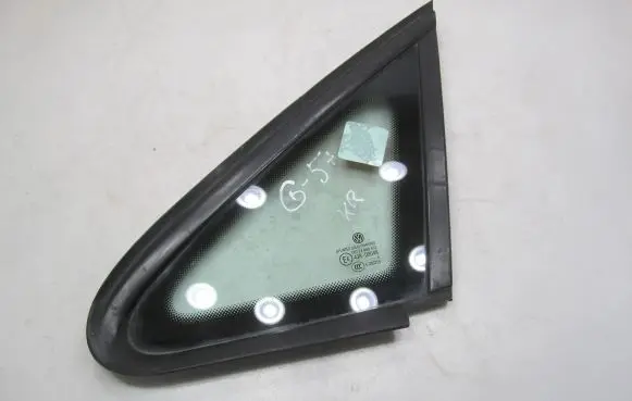Volkswagen Golf Plus Front triangle window/glass 5M0845411B
