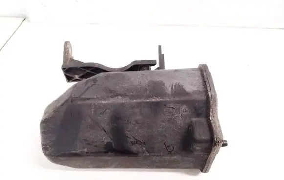 Skoda Octavia Mk2 (1Z) Active carbon filter fuel vapour canister 1K0201801E