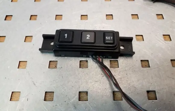 Jeep Grand Cherokee (WJ) Seat memory switch 56042291AB