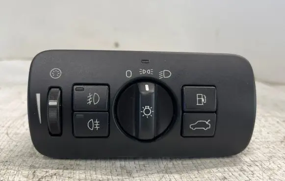 Volvo V70 Light switch 30739414 04066322 091211B