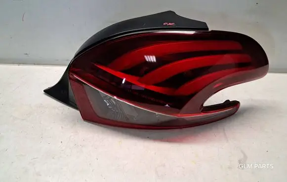 Peugeot 208 I Rear/tail lights 9810430580