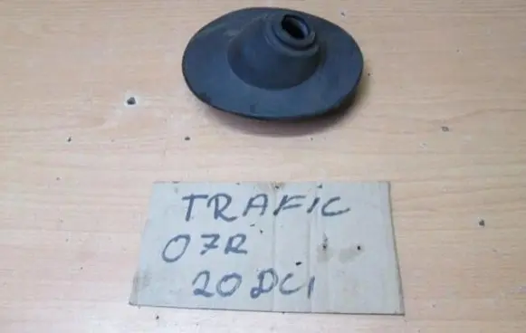 Opel Vivaro Radiator mount bracket