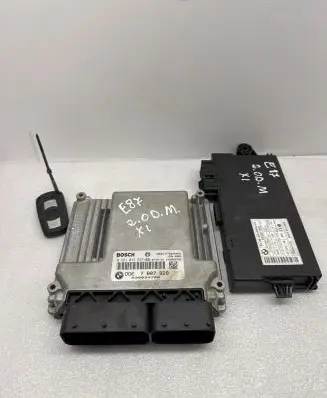 BMW 1 E81 E87 Engine ECU kit and lock set 7807828 0281013537