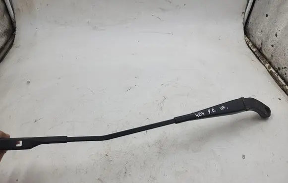 Audi A4 S4 B8 8K Front wiper blade arm
