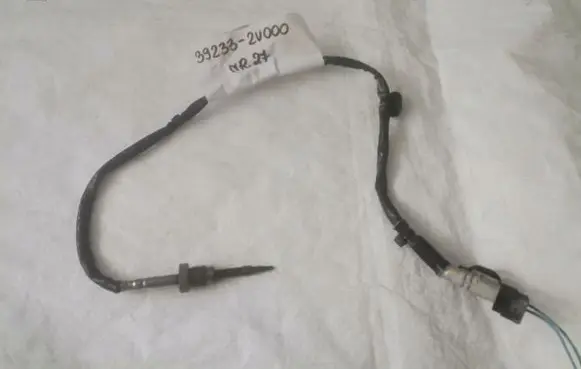 KIA Xceed Exhaust gas temperature sensor 392332U000