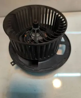 BMW X4 F26 Heater fan/blower T1013621M