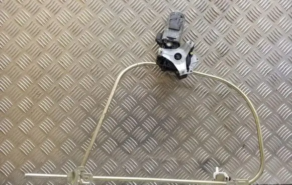 Renault 19 Front door window regulator with motor