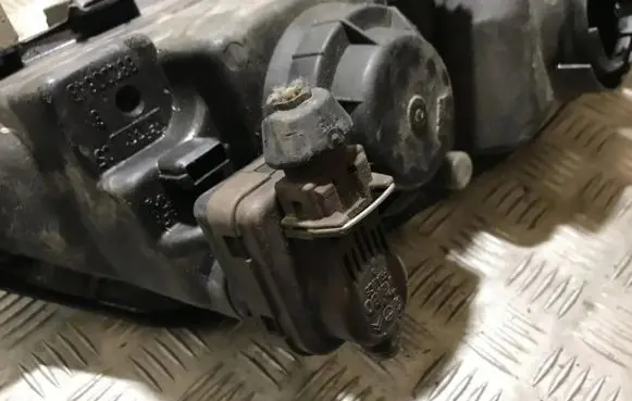Peugeot 605 Headlight level adjustment motor 