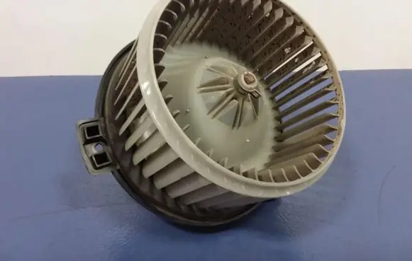 Cadillac CTS Heater fan/blower AY194000