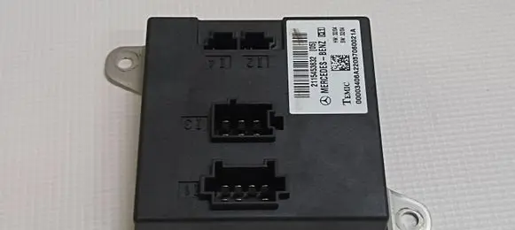 Mercedes-Benz E W211 Comfort/convenience module 2115453632